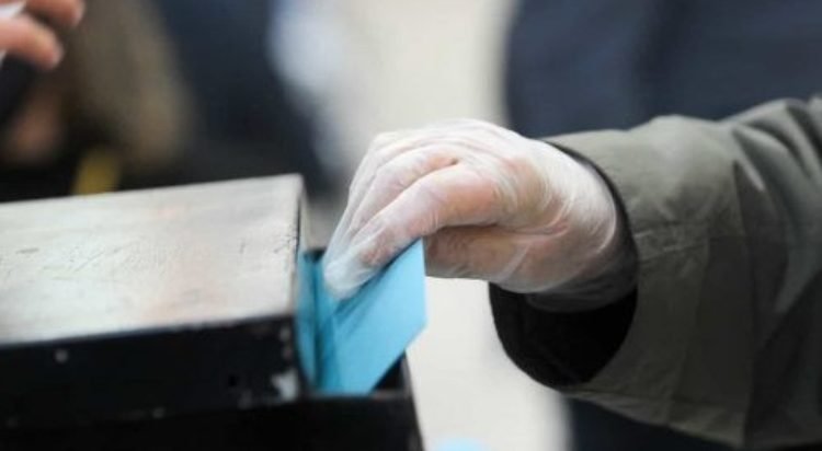 Apenas 17,07% dos eleitores foram votar até às 12h.