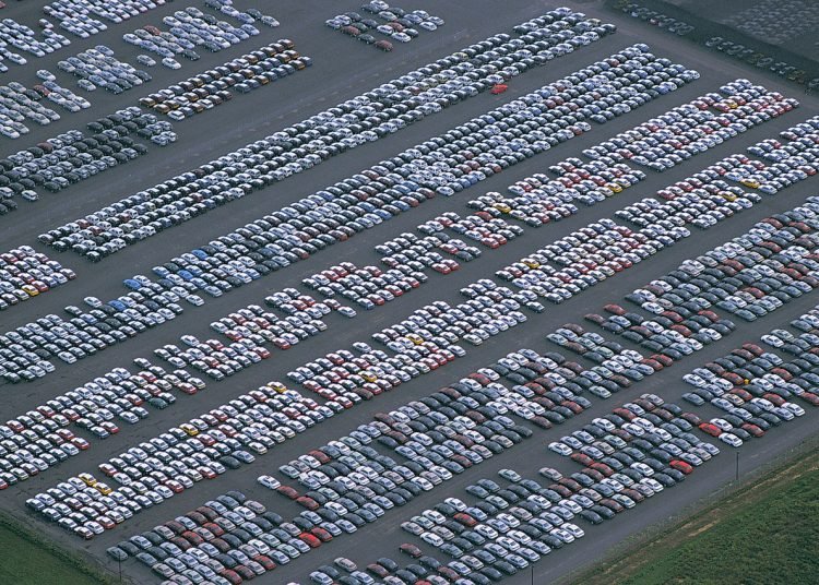 Portugal registra maior queda na venda de veículos novos na Europa