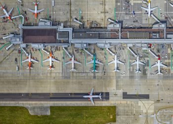 Funcionários da ANA Aeroportos dizem que empresa não está a cumprir acordo