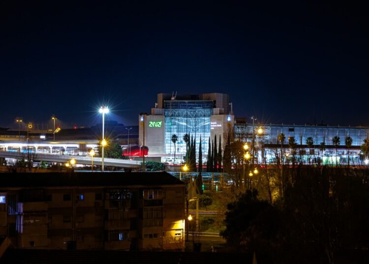 Músico brasileiro recebe ordem de deixar Portugal e denuncia falta de apoio