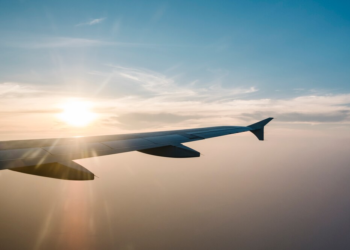 A companhia aérea Transavia anunciou um reforço nas suas operações entre Portugal e vários destinos na Europa para a próxima temporada de inverno, com destaque para o aumento de voos para Paris-Orly e a manutenção da nova rota Funchal-Marselha.