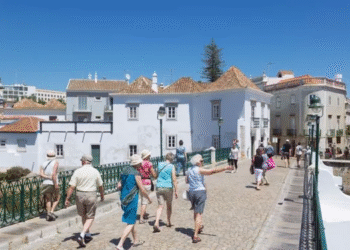 Pensões vão consumir 40% da receita fiscal em Portugal até 2050, alerta Comissão Europeia