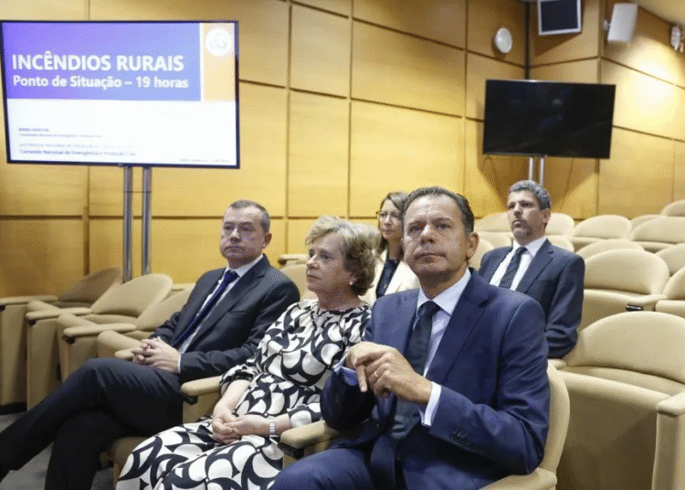 Executivo seguiu “parâmetros técnicos” na ativação do Mecanismo Europeu de Proteção Civil