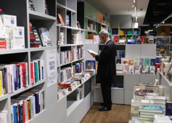 Marcelo visitou livraria em Berlim e adquiriu obra sobre hipótese de vitória russa