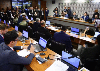 CPI aprova quebra de confidencialidades de ‘Careca do INSS’ e federação que tem irmão de Lula como dirigente