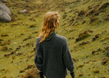 A Adolfo Domínguez cria uma cátedra de inovação têxtil com a Universidade Politécnica da Catalunha