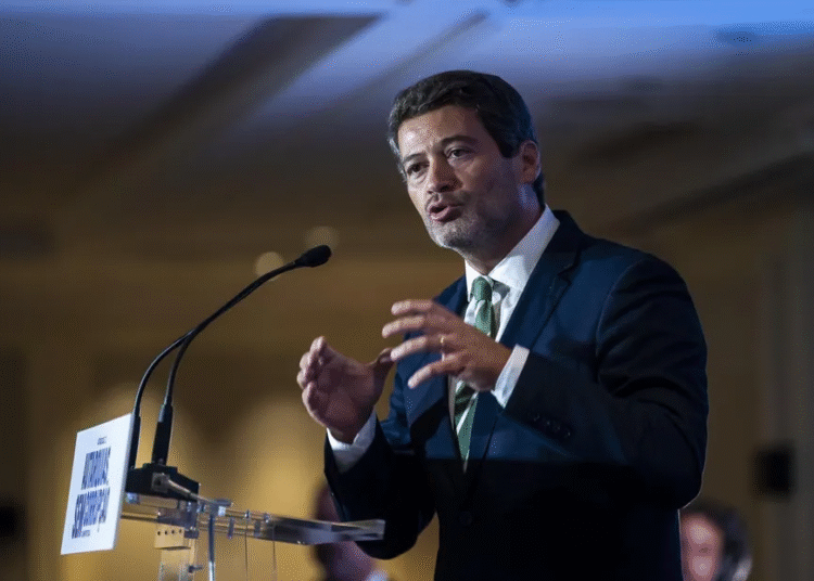 Ventura diz que Gouveia e Melo está rodeado de “todas as amizades” de Sócrates