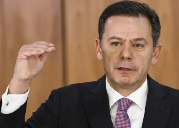 Governo tenta evitar regresso ao défice após apoios ao mau tempo