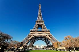 Paris lidera tabela mundial de escroques contra forasteiros, aponta análise com avaliações do Google