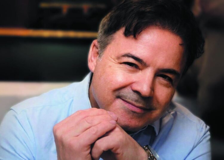 Alberto S. Santos: Sempre que uma frase ficava “bonita”, perguntava: isto fere ou adormece?