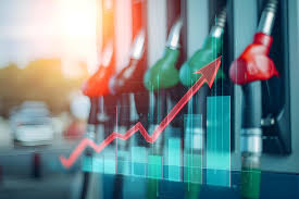 Governo rejeita IVA Zero e reforça apoios para empresas mais expostas à subida dos combustíveis