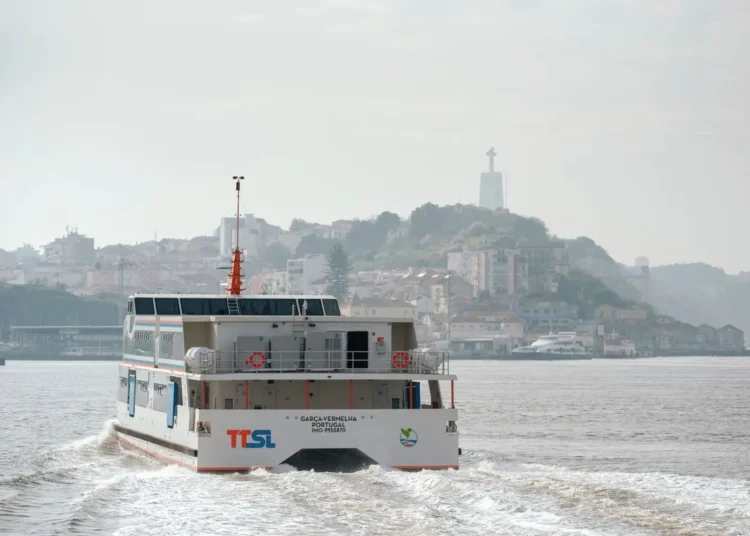 Transtejo Soflusa assinala marca de dois milhões de passageiros em navios elétricos