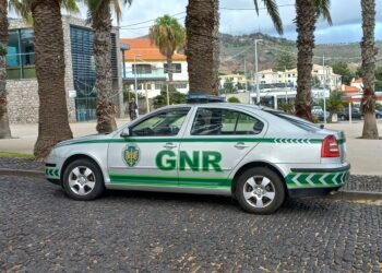 Madeira-Porto Santo-Vila Baleira-GNR police car (Guarda Nacional Republicana)-01ASD