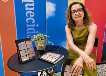 Feira do Livro de Lisboa 2026: Autora luso-brasileira destaca regresso afetivo a Lisboa e realça a escrita como um exercício de “pausa refrescante”