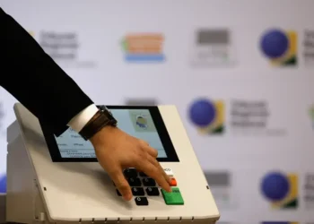 Brasil nega vistos a dois funcionários dos EUA e eleva tensão diplomática com Washington